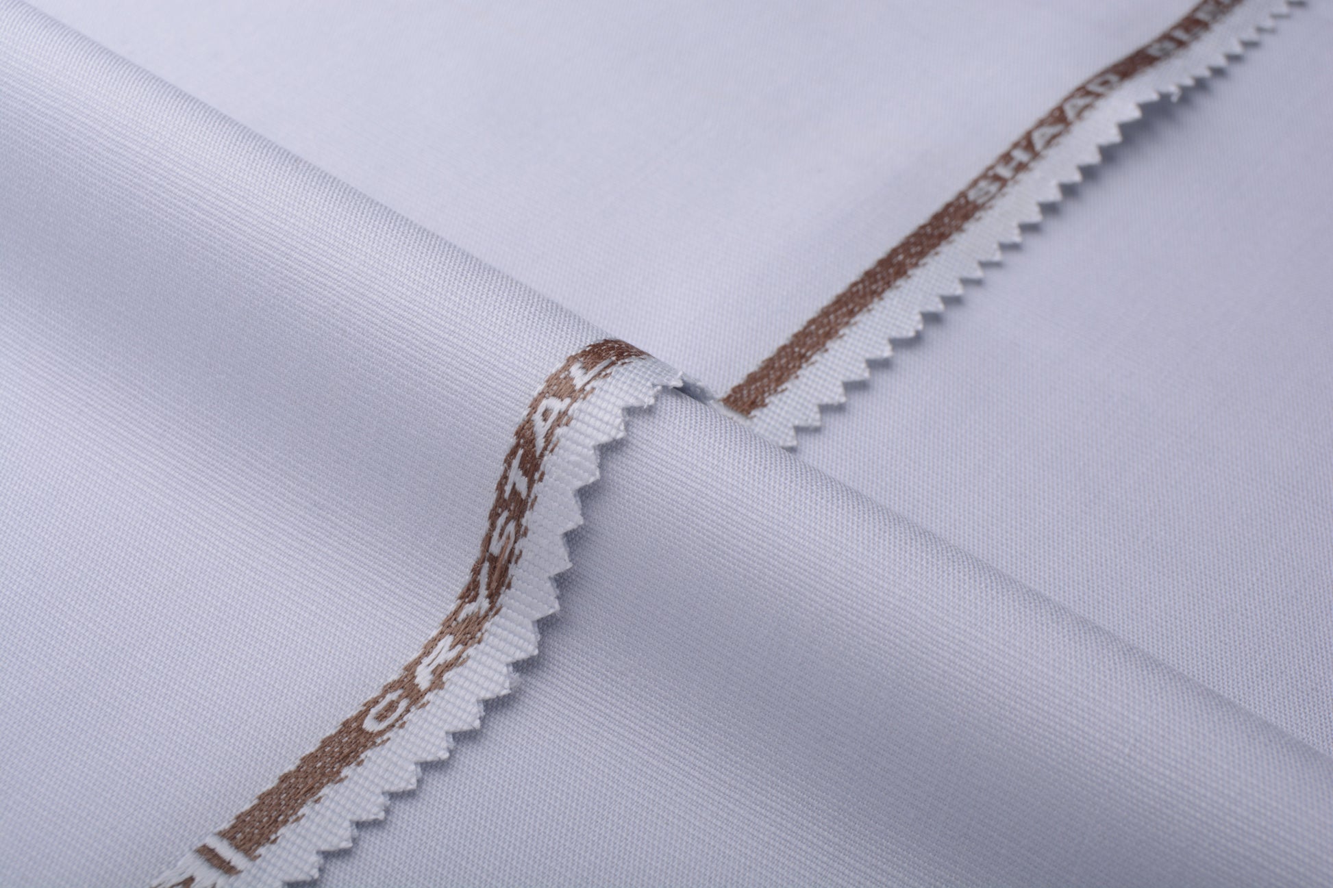 ITALIAN SUITING STYLE - CRYSTAL