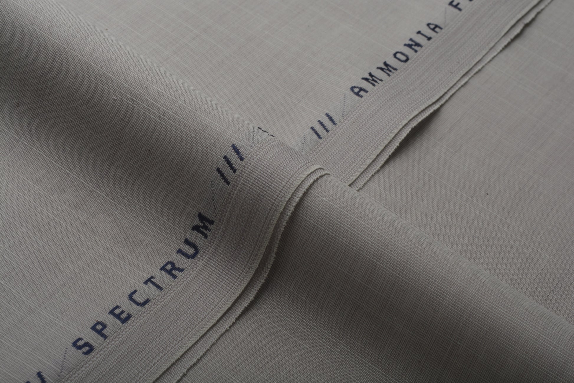 CROSS SLUB YARN DYED - SPECTRUM (L.A FINSIH )