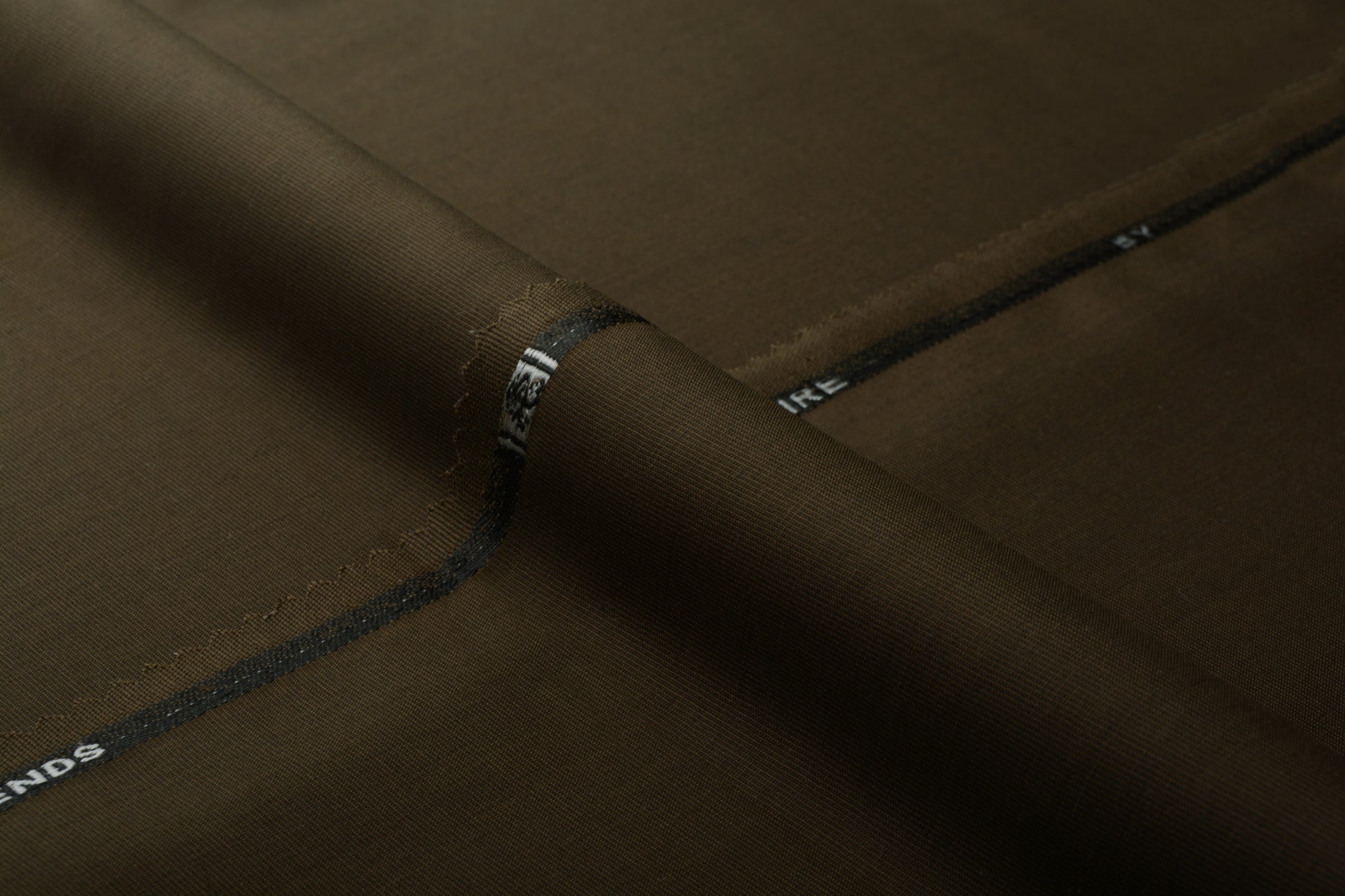 DYED YARN WASH & WEAR - ADMIRE