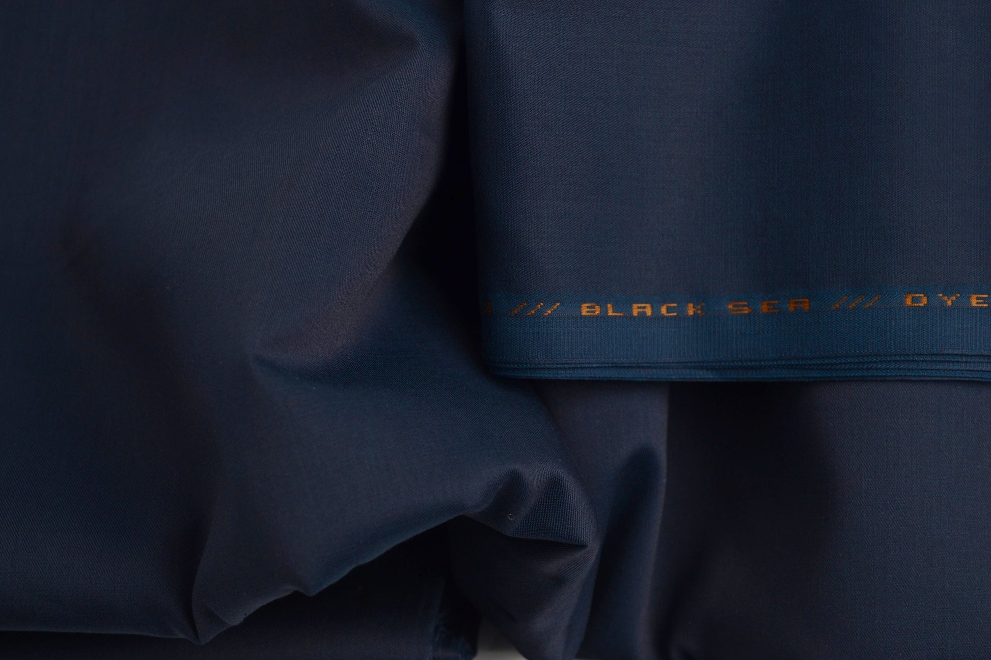 100% COTTON - BLACK SEA (L.A FINISH)