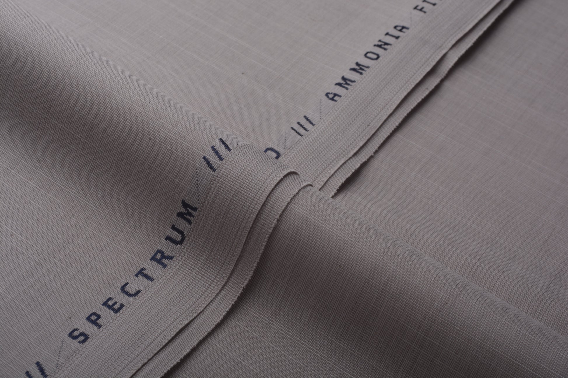 CROSS SLUB YARN DYED - SPECTRUM (L.A FINSIH )